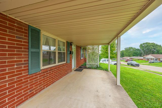 98 Moore Drive, Franklin, OH 45005