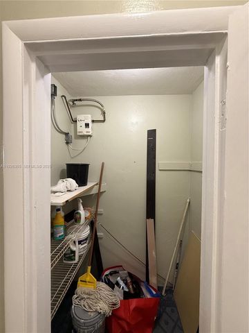 2915 Plunkett St 12A, Hollywood, FL 33020