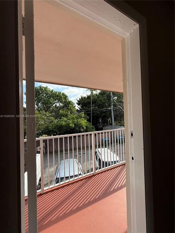 2915 Plunkett St 12A, Hollywood, FL 33020