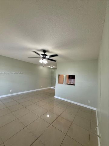 2915 Plunkett St 12A, Hollywood, FL 33020