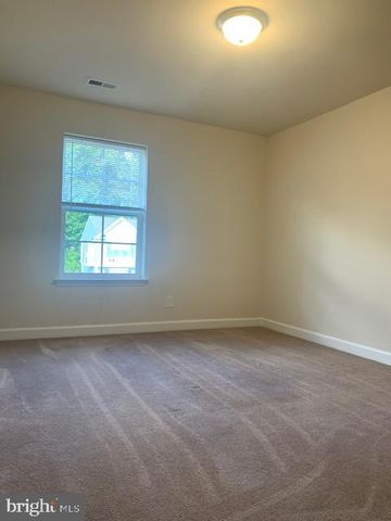 6918 LUNETTE LN, Spotsylvania, VA 22553