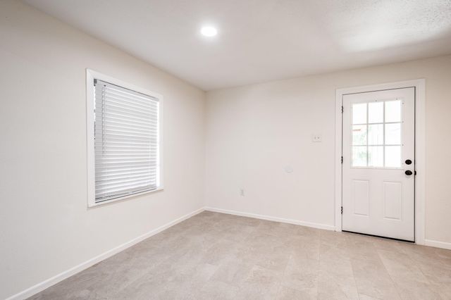 6510 Wade Road, Baytown, TX 77521