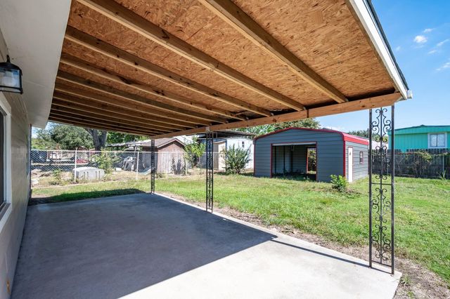 6510 Wade Road, Baytown, TX 77521
