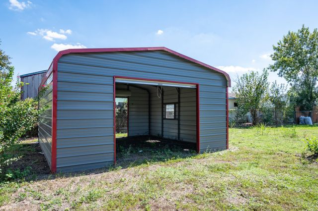 6510 Wade Road, Baytown, TX 77521