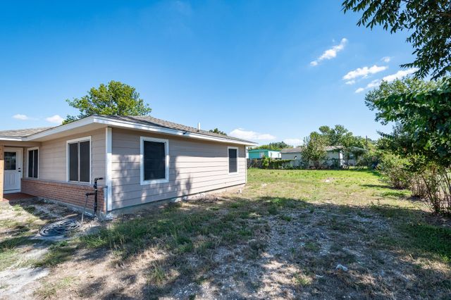 6510 Wade Road, Baytown, TX 77521