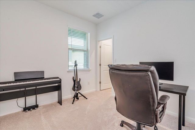 802 Papaya DR, Buda, TX 78610