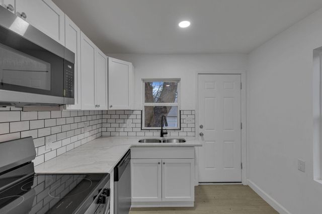 1575 Vendome Drive S, Columbus, OH 43219