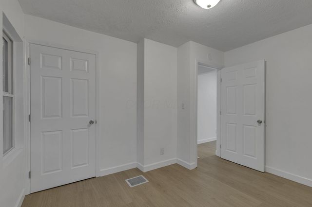 1575 Vendome Drive S, Columbus, OH 43219