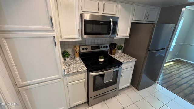 15801 N 29TH Street 1, Phoenix, AZ 85032