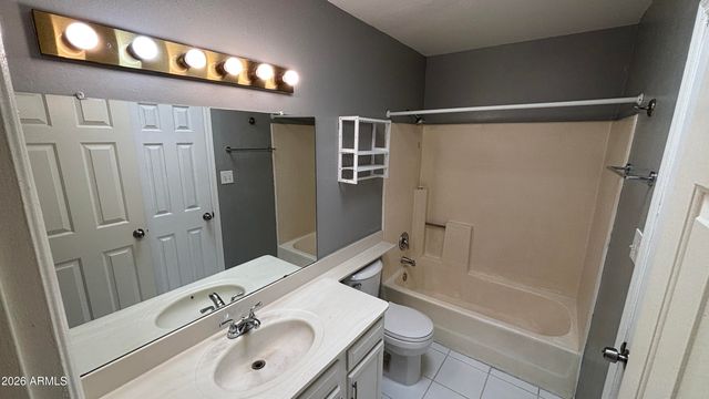 15801 N 29TH Street 1, Phoenix, AZ 85032