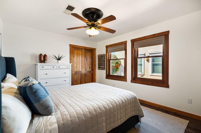 19 Roadrunner Trail, Placitas, NM 87043