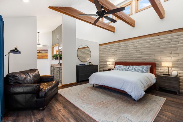 19 Roadrunner Trail, Placitas, NM 87043