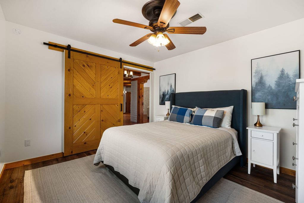 Image 27 of property listing at 19 Roadrunner Trail, Placitas, NM 87043