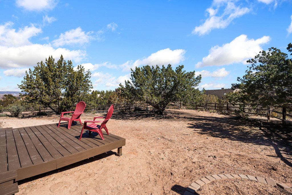 Image 38 of property listing at 19 Roadrunner Trail, Placitas, NM 87043