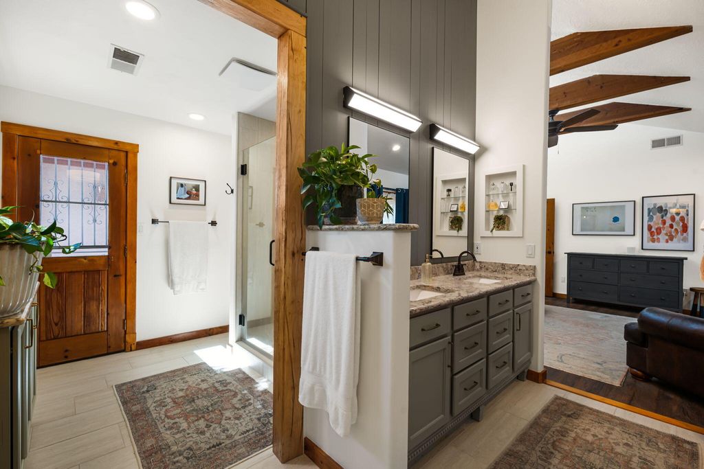 Image 40 of property listing at 19 Roadrunner Trail, Placitas, NM 87043