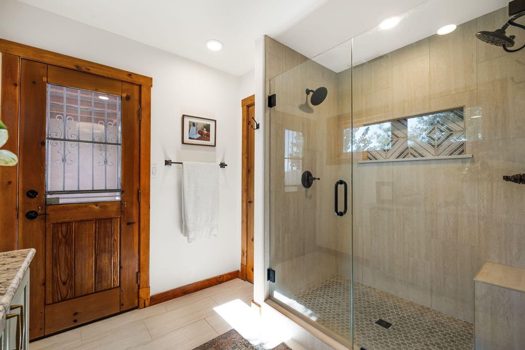 Image 41 of property listing at 19 Roadrunner Trail, Placitas, NM 87043