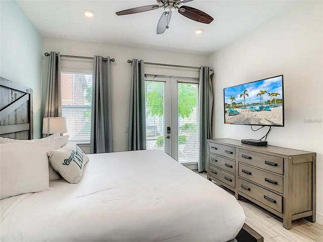 8037 LOST SHAKER LANE, Kissimmee, FL 34747