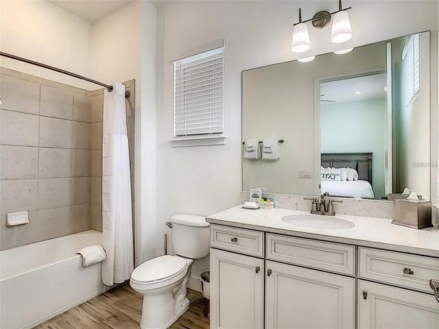 8037 LOST SHAKER LANE, Kissimmee, FL 34747