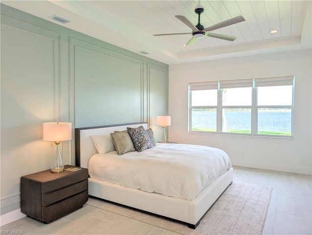 9077 Wisteria WAY, Naples, FL 34114