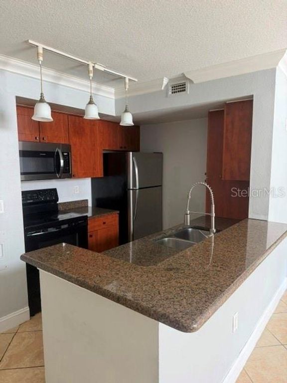 409 FOUNTAINHEAD CIRCLE 238, Kissimmee, FL 34741