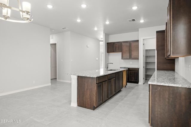 6136 Patricia Elena Place, El Paso, TX 79932