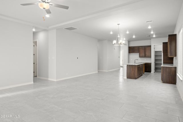 6136 Patricia Elena Place, El Paso, TX 79932