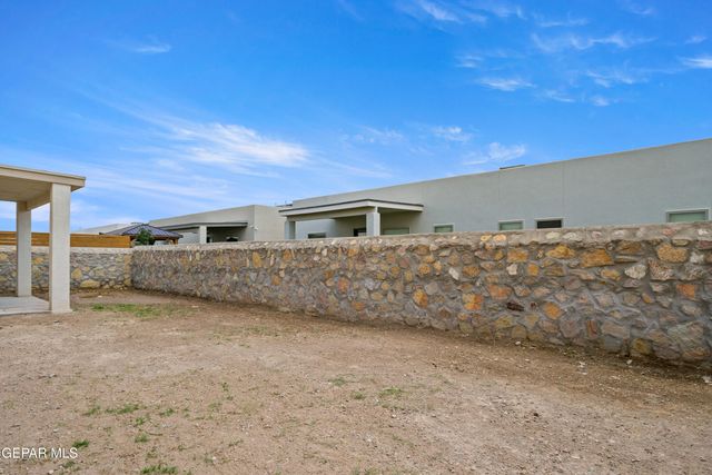 6136 Patricia Elena Place, El Paso, TX 79932