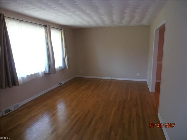 1656 Will O Wisp DR, Virginia Beach, VA 23454