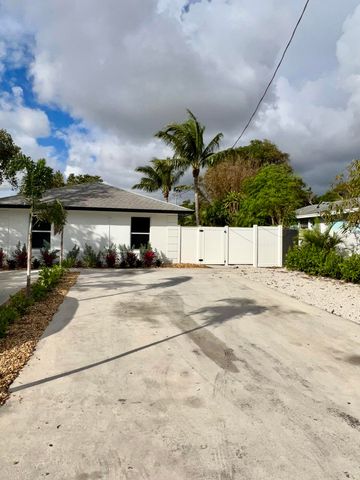 140 SW 5th Avenue, Delray Beach, FL 33444