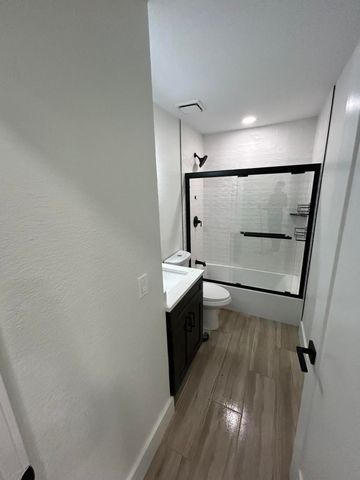 140 SW 5th Avenue, Delray Beach, FL 33444