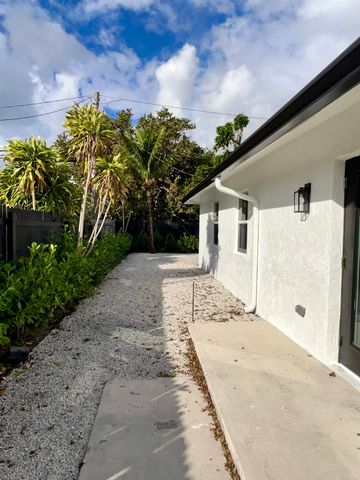 140 SW 5th Avenue, Delray Beach, FL 33444
