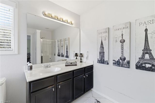 252 Brooks Landing Drive, Winston-salem, NC 27106