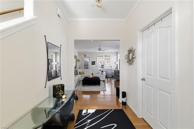 252 Brooks Landing Drive, Winston-salem, NC 27106