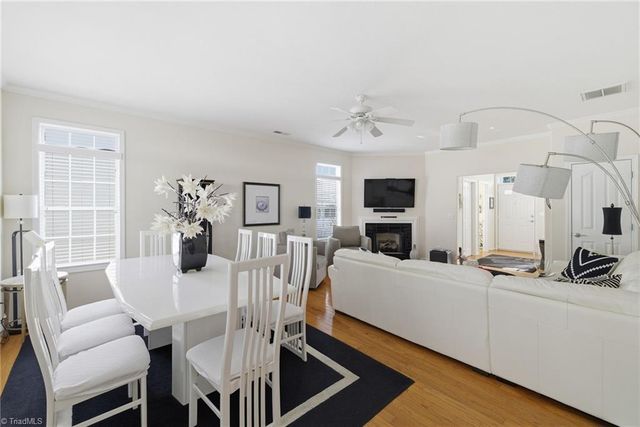 252 Brooks Landing Drive, Winston-salem, NC 27106