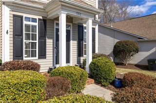 252 Brooks Landing Drive, Winston-salem, NC 27106