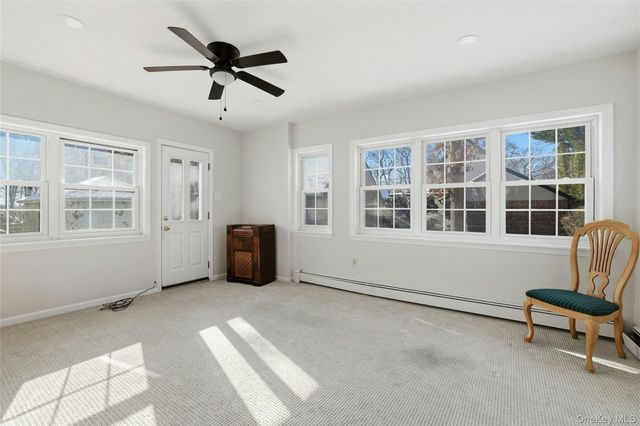 82 Spruce Avenue, Floral Park, NY 11001