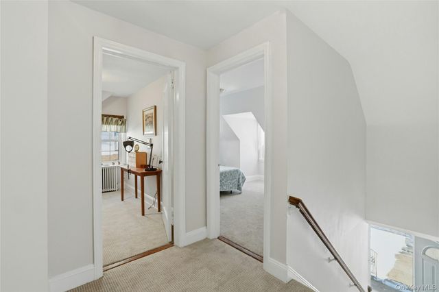 82 Spruce Avenue, Floral Park, NY 11001