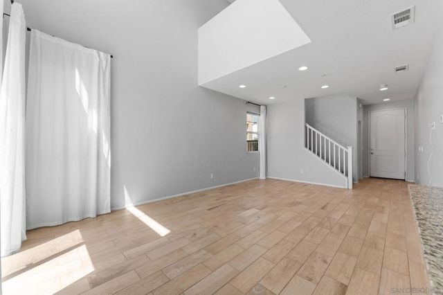 305 Paseo Gusto, Palm Desert, CA 92211