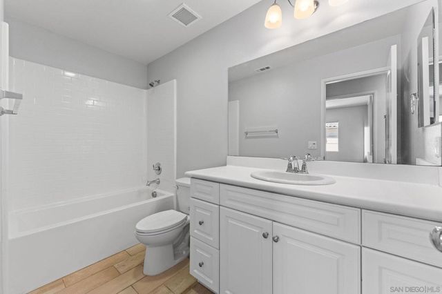 305 Paseo Gusto, Palm Desert, CA 92211
