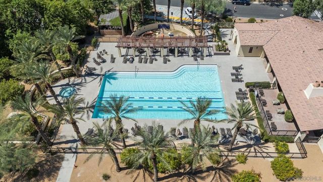 305 Paseo Gusto, Palm Desert, CA 92211