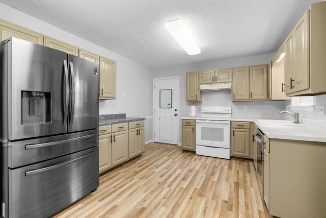 108 Trailside Dr, Murfreesboro, TN 37130