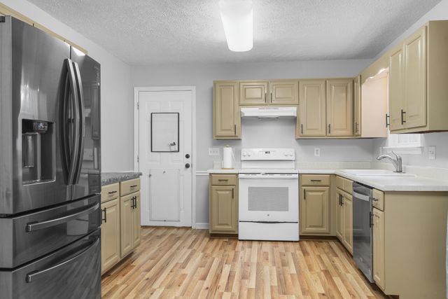 108 Trailside Dr, Murfreesboro, TN 37130