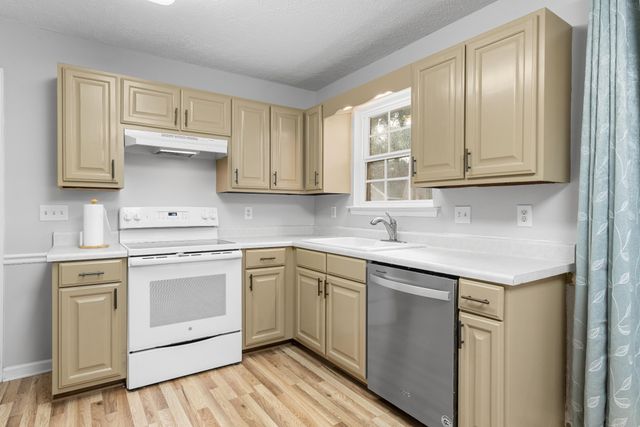108 Trailside Dr, Murfreesboro, TN 37130