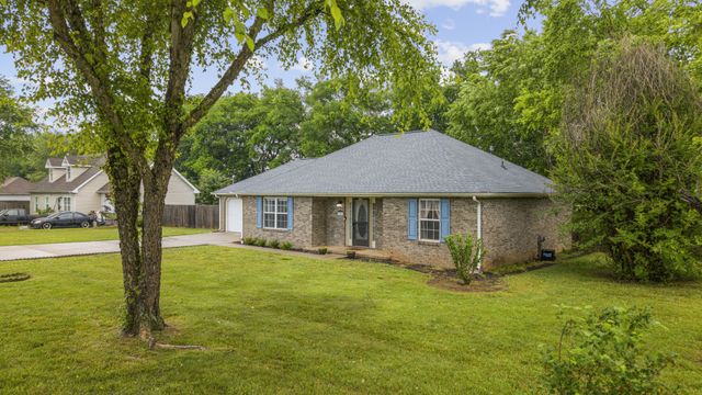108 Trailside Dr, Murfreesboro, TN 37130