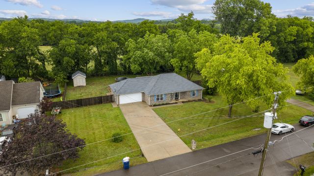 108 Trailside Dr, Murfreesboro, TN 37130