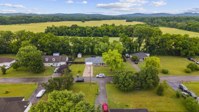 108 Trailside Dr, Murfreesboro, TN 37130