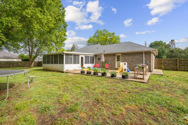 108 Trailside Dr, Murfreesboro, TN 37130