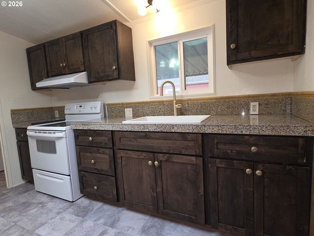 13115 Se FOSTER Rd 22, Portland, OR 97236