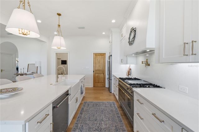 807 W WEST STREET, Tampa, FL 33602