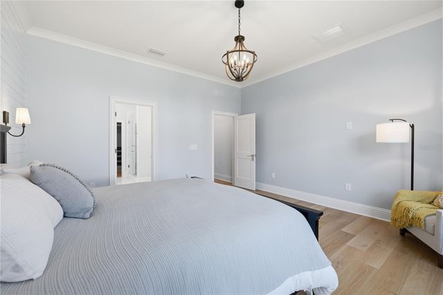 807 W WEST STREET, Tampa, FL 33602